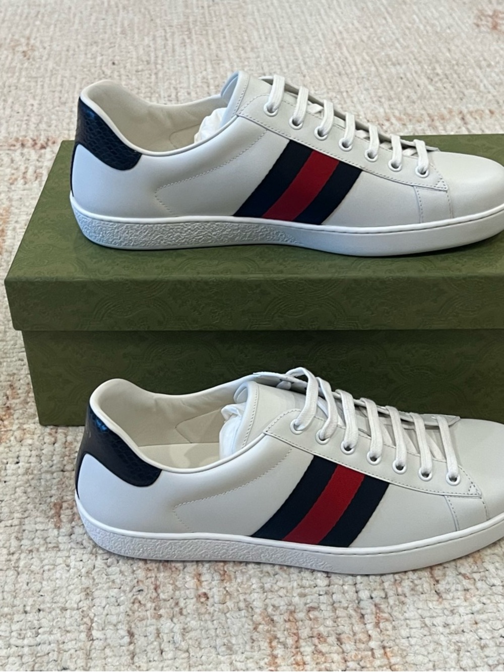 NIB Gucci men’s Ace Sneaker / Blue/Red/Blue - size 10 never worn with box, paper - Picture 2 of 15